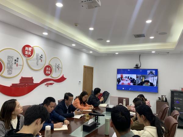 公司党委副书记、总经理张端清为基层联系点宣讲党的十九届六中全会心灵